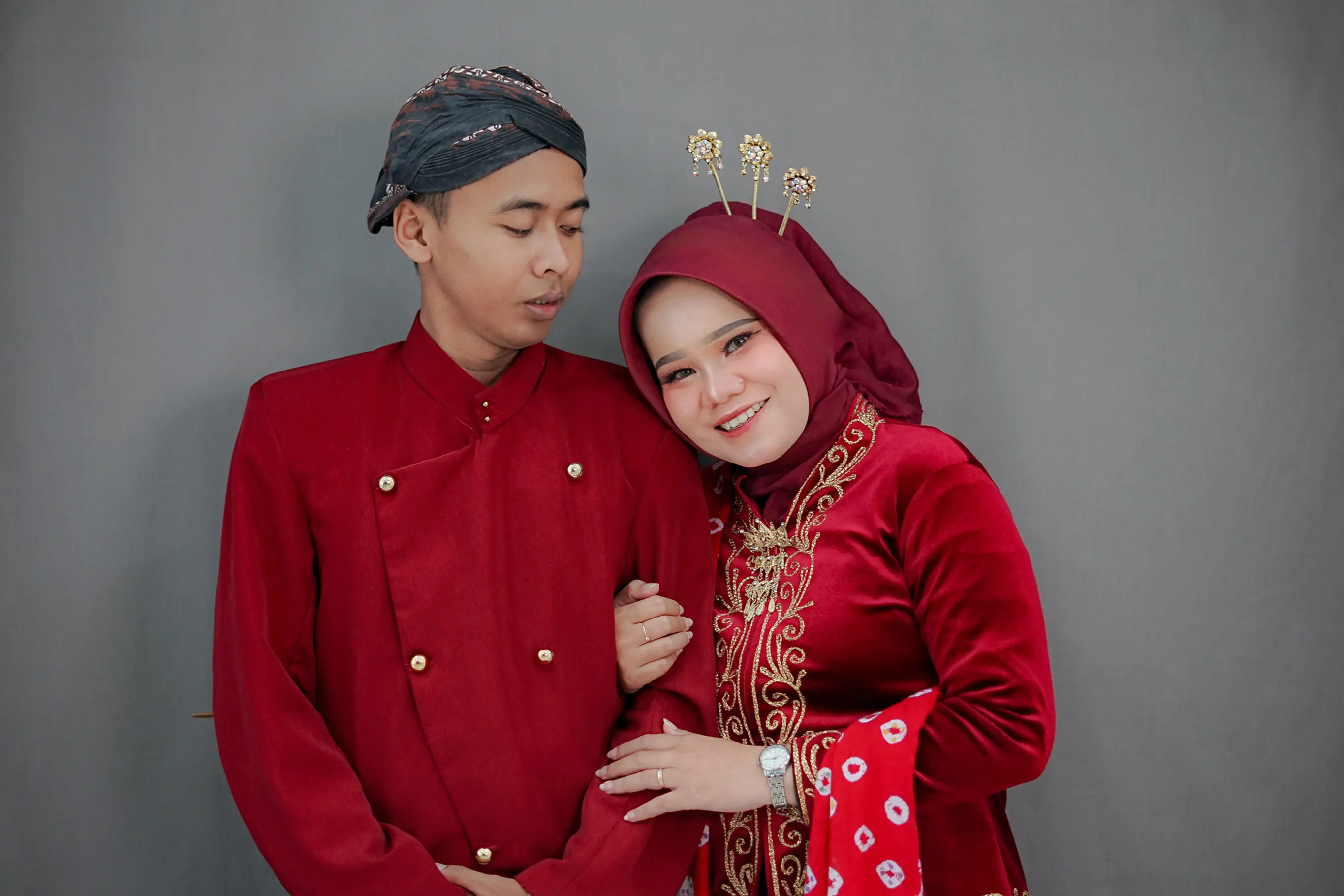 Foto pasangan pengantin